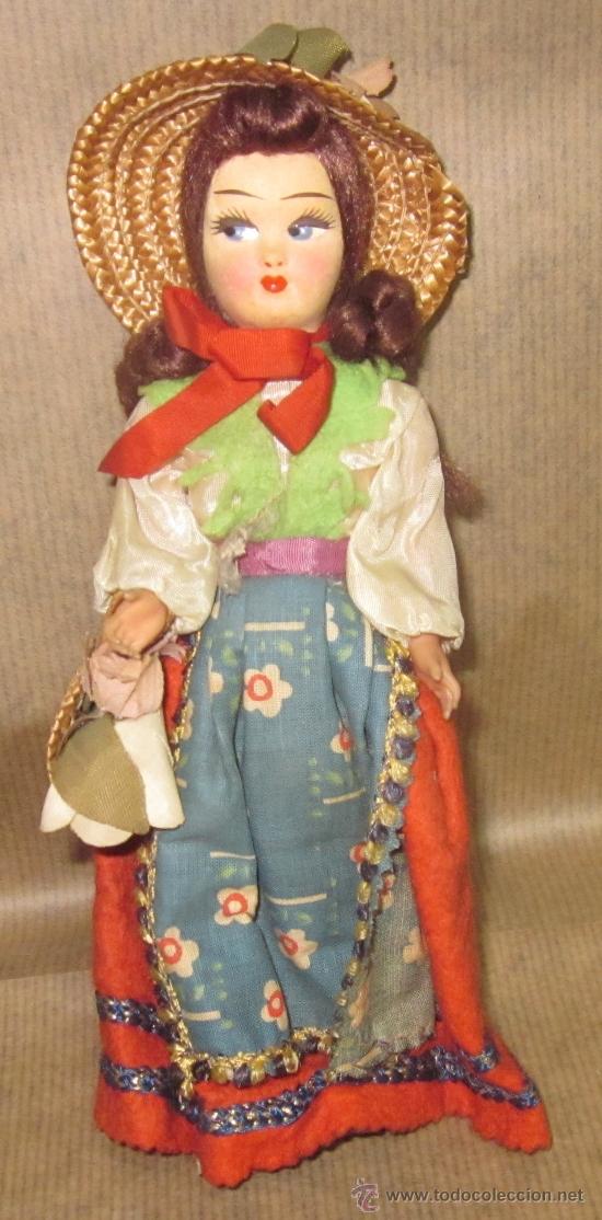 Mu&ntilde;ecas modernas: MU&Ntilde;ECA REGIONAL FRANCESA,TRAPO Y CELULOIDE,A&Ntilde;OS 60 - Foto 1