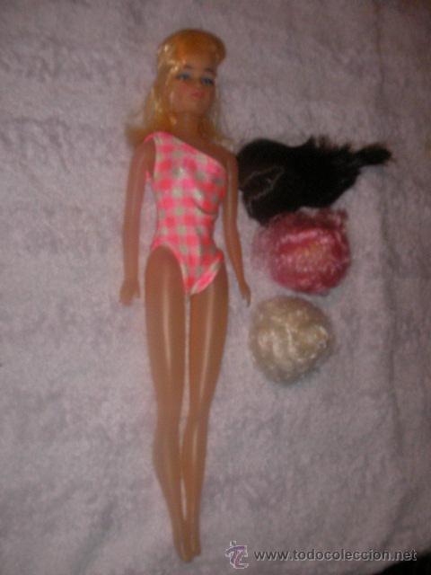 Mu&ntilde;ecas modernas: ANTIGUA MU&Ntilde;ECA CON PELUCAS VARIAS - Foto 1