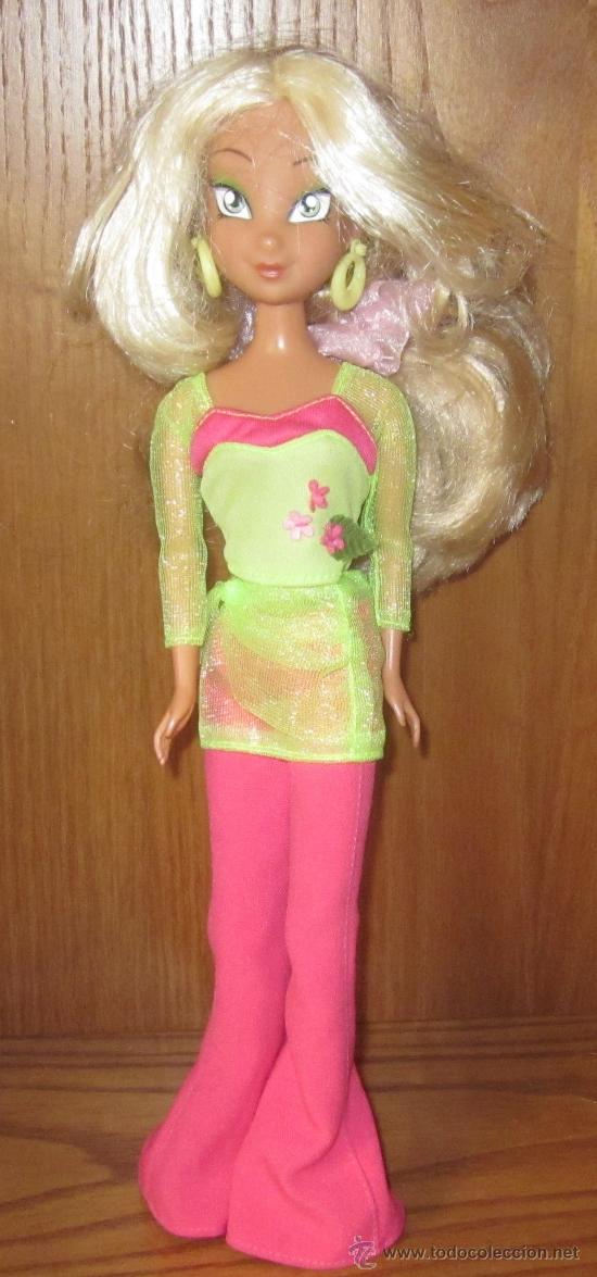 Mu&ntilde;ecas modernas: MU&Ntilde;ECA RAINBOW S.R.L.,STELLA?,2004 - Foto 2