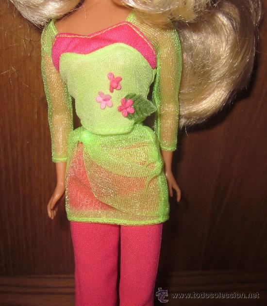 Mu&ntilde;ecas modernas: MU&Ntilde;ECA RAINBOW S.R.L.,STELLA?,2004 - Foto 4