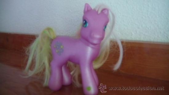 Mu&ntilde;ecas modernas: PONY 2002 HASBRO MADE IN CHINA - Foto 1