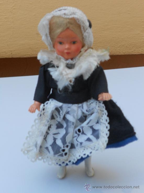 Mu&ntilde;ecas modernas: ANTIGUA MU&Ntilde;ECA SIN IDENTIFICAR - Foto 1