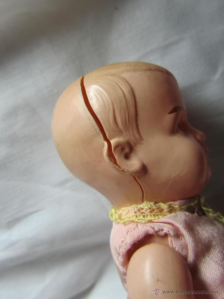 Mu&ntilde;ecas modernas: Peque&ntilde;o mu&ntilde;eco alem&aacute;n de celuloide con capa larga - Foto 6