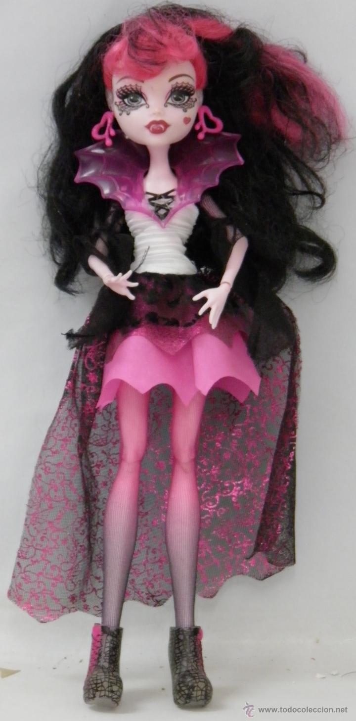 Mu&ntilde;ecas modernas: DRACULAURA,MONSTER HIGH - Foto 1