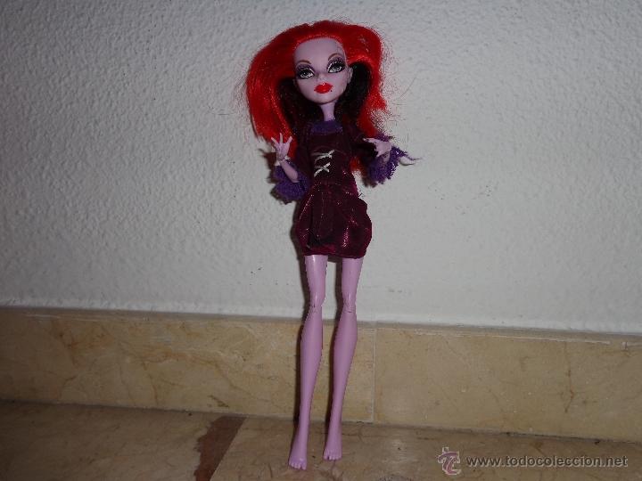 Mu&ntilde;ecas modernas: MONSTER HIGH - MU&Ntilde;ECA MONSTER HIGH, MARCADA EN ESPALDA 2011 - Foto 7