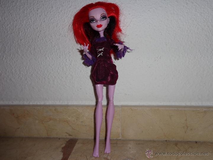 Mu&ntilde;ecas modernas: MONSTER HIGH - MU&Ntilde;ECA MONSTER HIGH, MARCADA EN ESPALDA 2011 - Foto 8