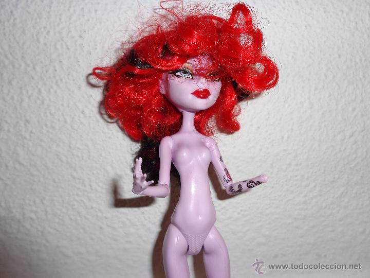 Mu&ntilde;ecas modernas: MONSTER HIGH - MU&Ntilde;ECA MONSTER HIGH A&Ntilde;O 2011 - Foto 1