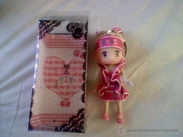 Mu&ntilde;ecas modernas: mu&ntilde;eca en caja 11 cms aprox - Foto 1