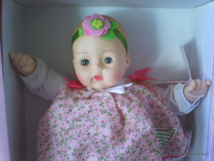 Mu&ntilde;ecas modernas: MU&Ntilde;ECA BEBE MADAME ALEXANDER HUGGABLE HUGGUMS. - Foto 1