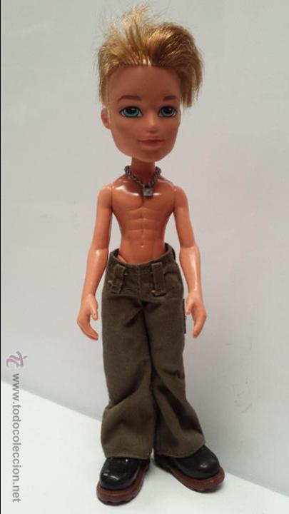 Mu&ntilde;ecas modernas: MU&Ntilde;ECO CON COMPLEMENTOS MGA ENTERTAINMENT 2002 - - Foto 4