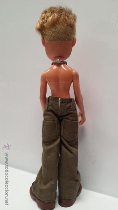 Mu&ntilde;ecas modernas: MU&Ntilde;ECO CON COMPLEMENTOS MGA ENTERTAINMENT 2002 - - Foto 5