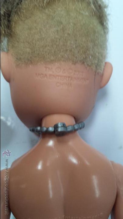 Mu&ntilde;ecas modernas: MU&Ntilde;ECO CON COMPLEMENTOS MGA ENTERTAINMENT 2002 - - Foto 7