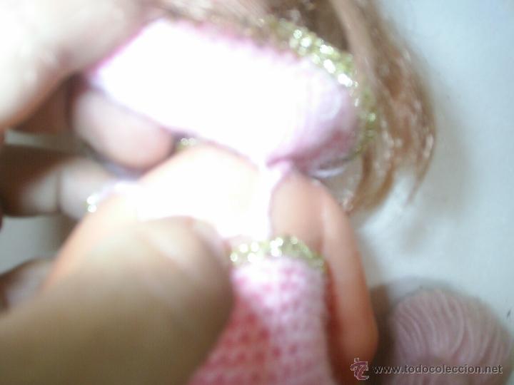 Mu&ntilde;ecas modernas: mu&ntilde;eca con vestido hecho a mano - Foto 2