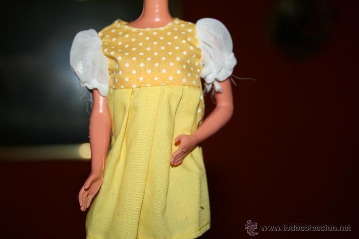 Mu&ntilde;ecas modernas: vestido para mu&ntilde;eca barbie - Foto 1