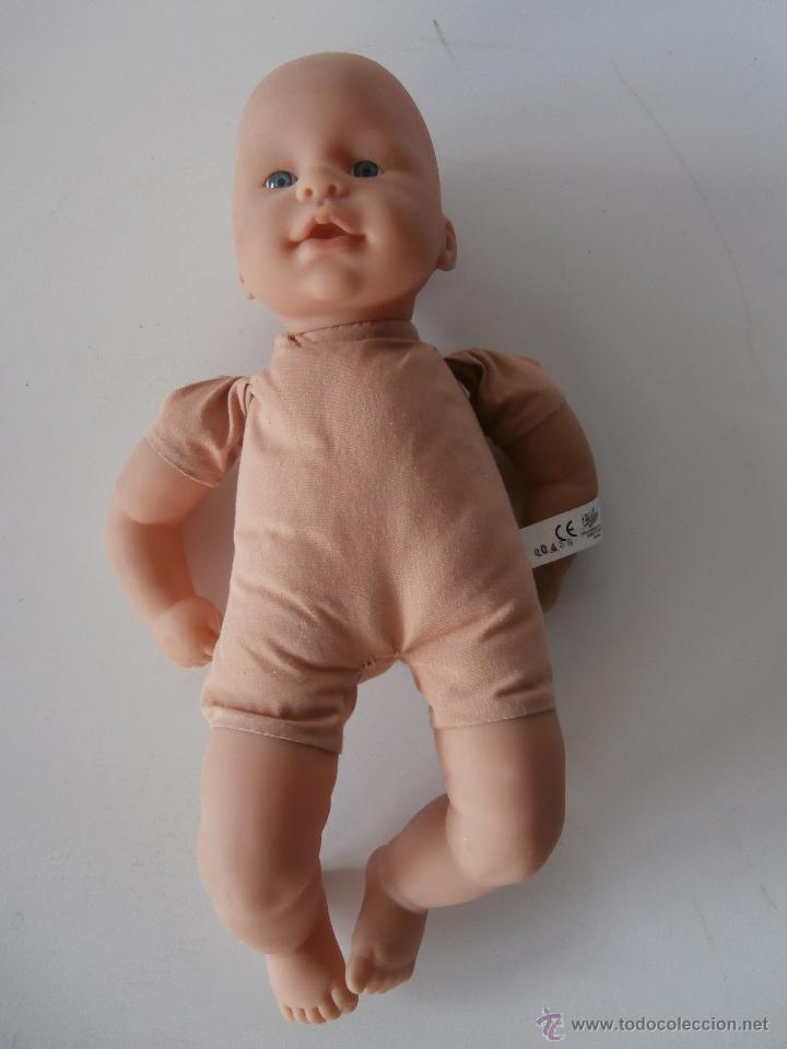 Mu&ntilde;ecas modernas: bonito mu&ntilde;eco de plastico made in germany - Foto 1