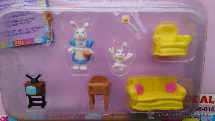 Mu&ntilde;ecas modernas: M&iacute;ni Sweety Ideal, el sal&oacute;n,  figuras conejos - Foto 2