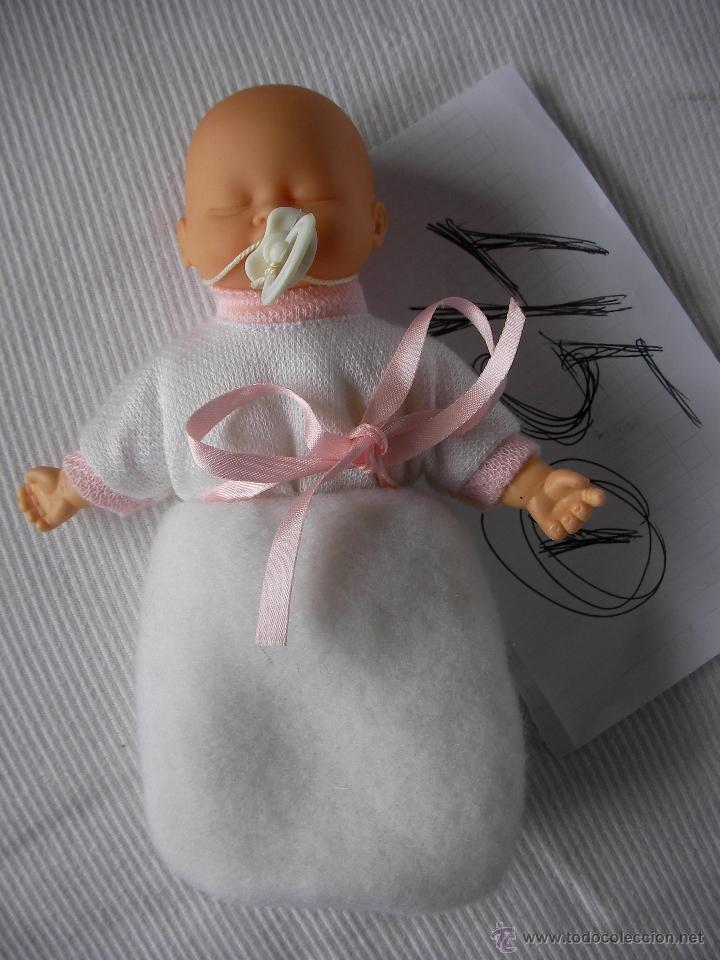 Mu&ntilde;ecas modernas: --- BEBE CON CHUPA --- - Foto 1