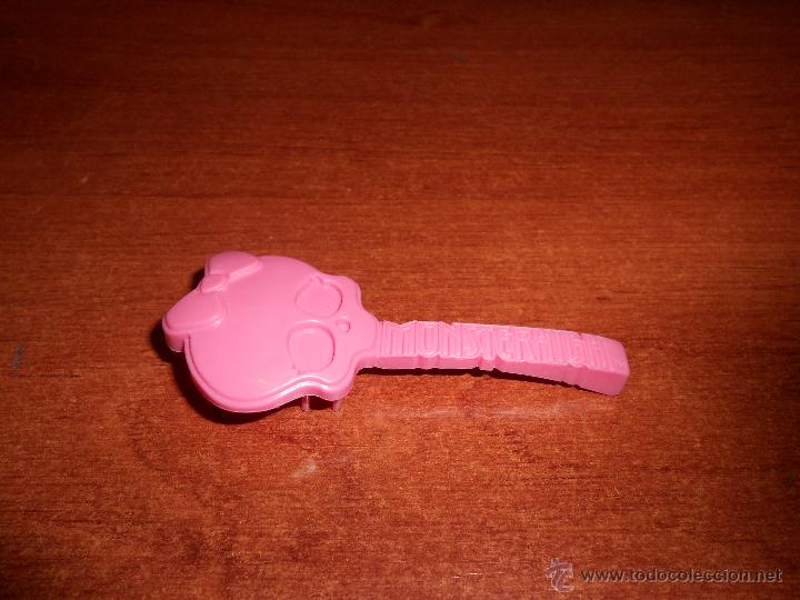 Mu&ntilde;ecas modernas: COMPLEMENTO DE MU&Ntilde;ECA MONSTER HIGH: GUITARRA-PEINE - Foto 1