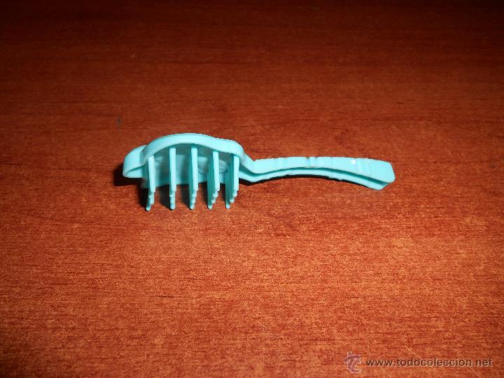 Mu&ntilde;ecas modernas: COMPLEMENTO DE MU&Ntilde;ECA MONSTER HIGH: GUITARRA-PEINE - Foto 2