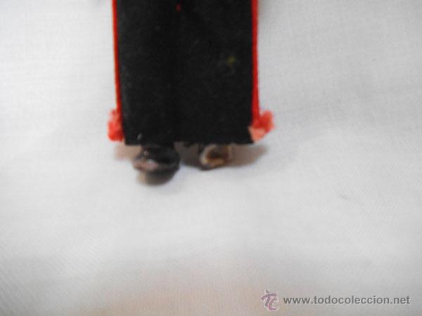 Mu&ntilde;ecas modernas: MU&Ntilde;ECO OJOS DURMIENTES  - GUARDIA INGLESA - Foto 2
