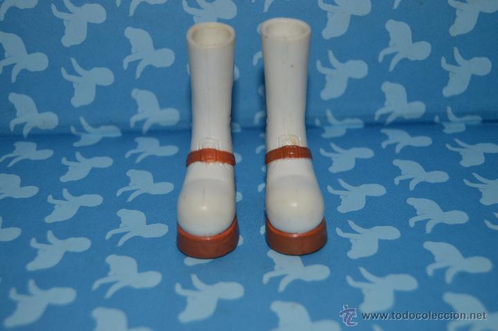 Mu&ntilde;ecas modernas: preciosos zapatos de mu&ntilde;eca bratz - Foto 3