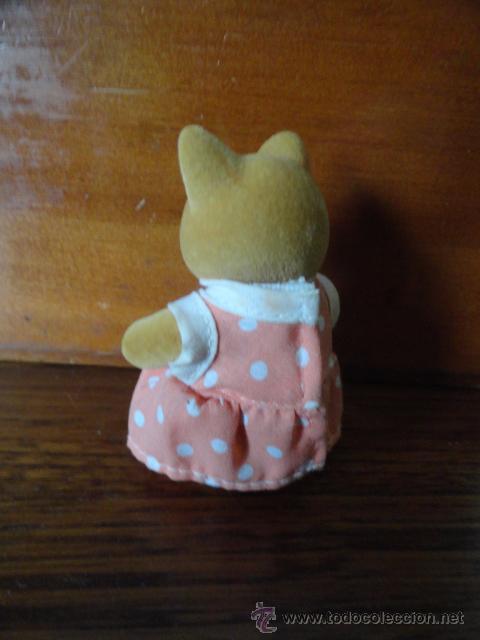 Mu&ntilde;ecas modernas: MU&Ntilde;ECO DE SYLVANIAN FAMILIES GATA BEBE - Foto 3