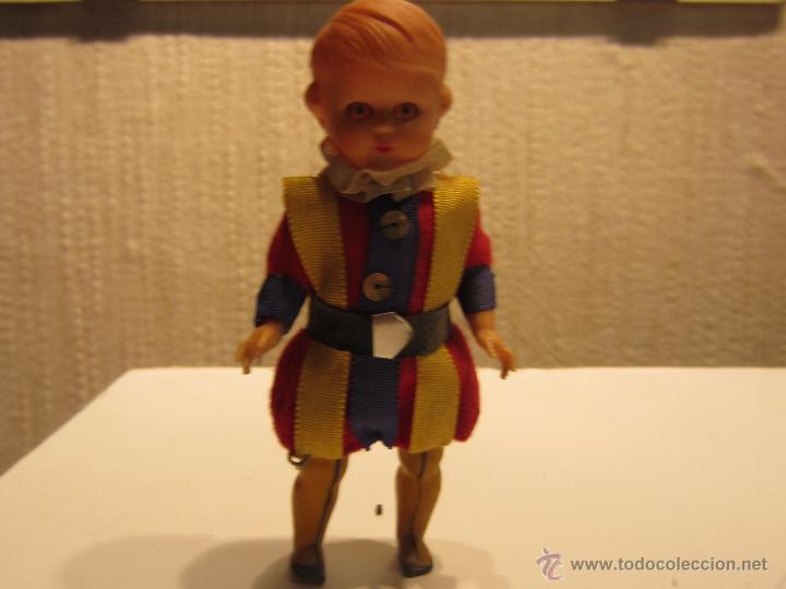 Mu&ntilde;ecas modernas: mu&ntilde;eco de celuloide - Foto 2