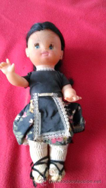 Mu&ntilde;ecas modernas: ANTIGUA MU&Ntilde;ECA TRAJE REGIONAL 23CM - Foto 1