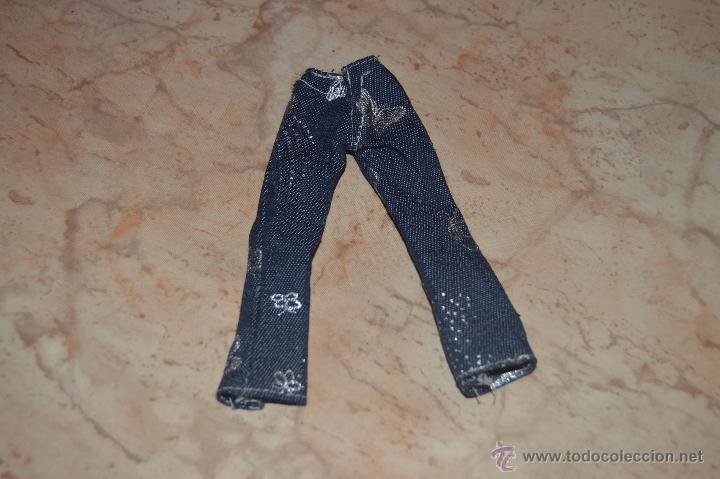 Mu&ntilde;ecas modernas: precioso pantalon de mu&ntilde;eca bratz - Foto 1