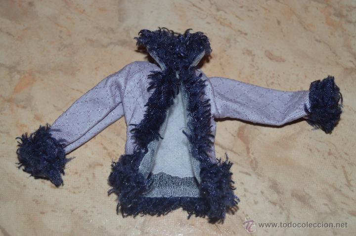 Mu&ntilde;ecas modernas: preciosa chaqueta de mu&ntilde;eca bratz - Foto 1