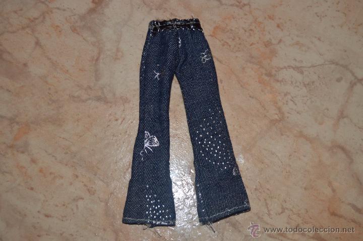 Mu&ntilde;ecas modernas: precioso pantalon de mu&ntilde;eca bratz - Foto 1
