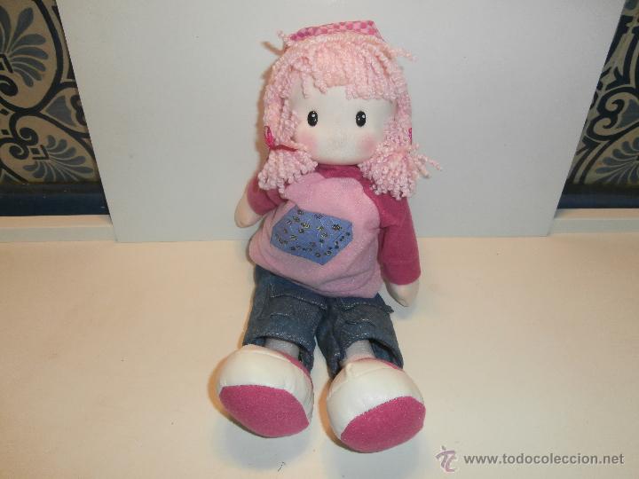 Mu&ntilde;ecas modernas: mu&ntilde;eca de trapo rosa musical - Foto 1
