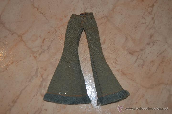 Mu&ntilde;ecas modernas: precioso pantalon de mu&ntilde;eca bratz - Foto 1