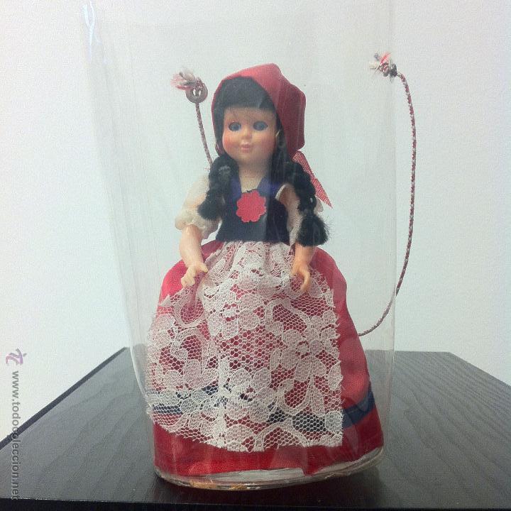 Mu&ntilde;ecas modernas: MU&Ntilde;ECA CON TRAJE REGIONAL. - Foto 1