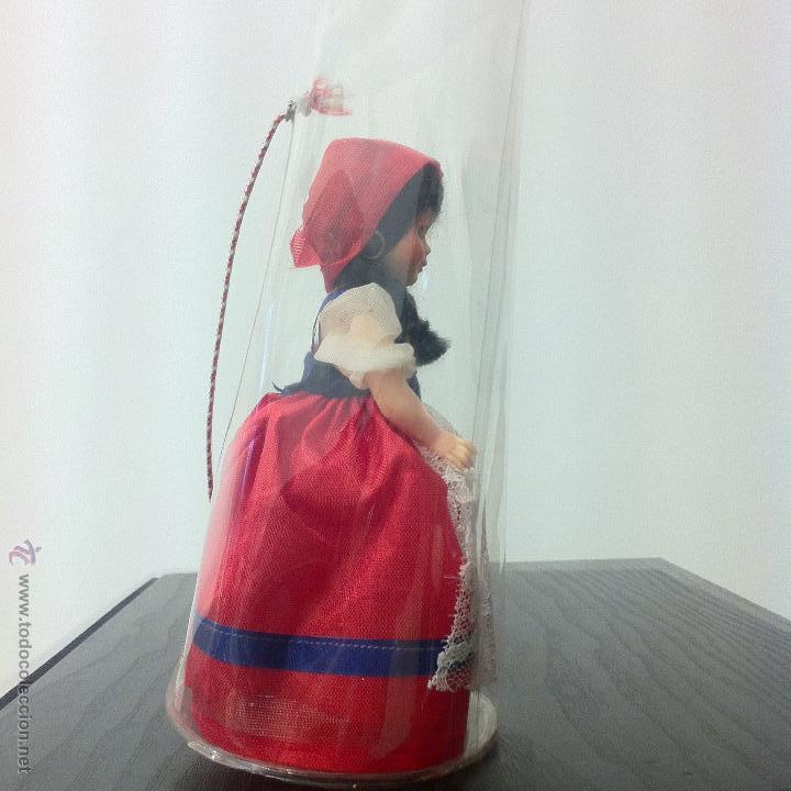 Mu&ntilde;ecas modernas: MU&Ntilde;ECA CON TRAJE REGIONAL. - Foto 4