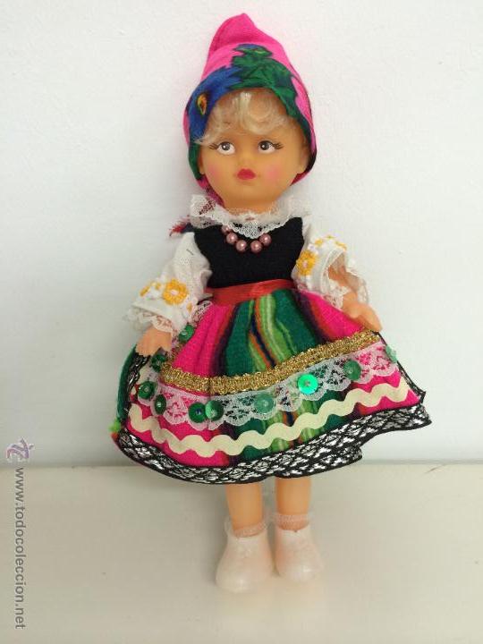 Mu&ntilde;ecas modernas: MU&Ntilde;ECA CON TRAJE T&Iacute;PICO - Foto 1