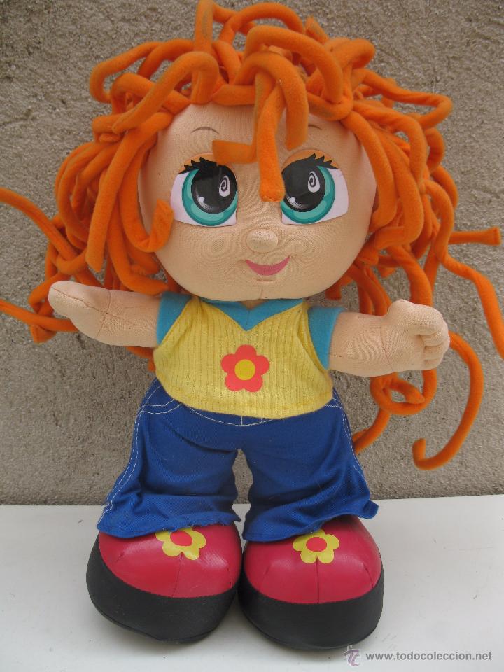 Mu&ntilde;ecas modernas: MU&Ntilde;ECA CURLY - HANDS ON DESIGN - PLAY ALONG - A&Ntilde;O 2002. - Foto 1