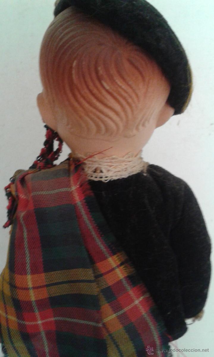 Mu&ntilde;ecas modernas: MU&Ntilde;ECO CON TRAJE DE ESCOC&Eacute;S - Foto 2