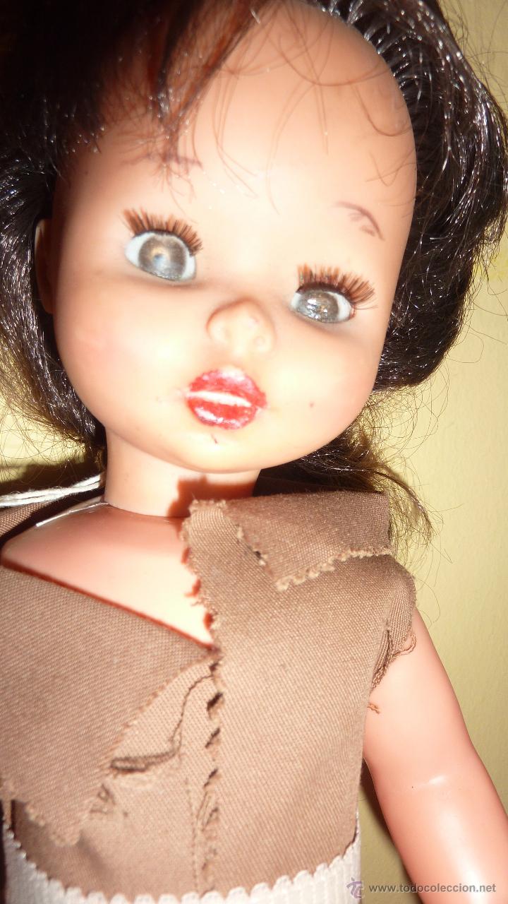 Muñecas Modernas: bonita y antigua muñeca francesa marca clodrey vestida de india polyflex .goma y plastico duro - Foto 4 - 52909183