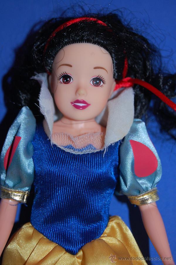 Mu&ntilde;ecas modernas: MU&Ntilde;ECA BLANCA NIEVES DISNEY - Foto 1
