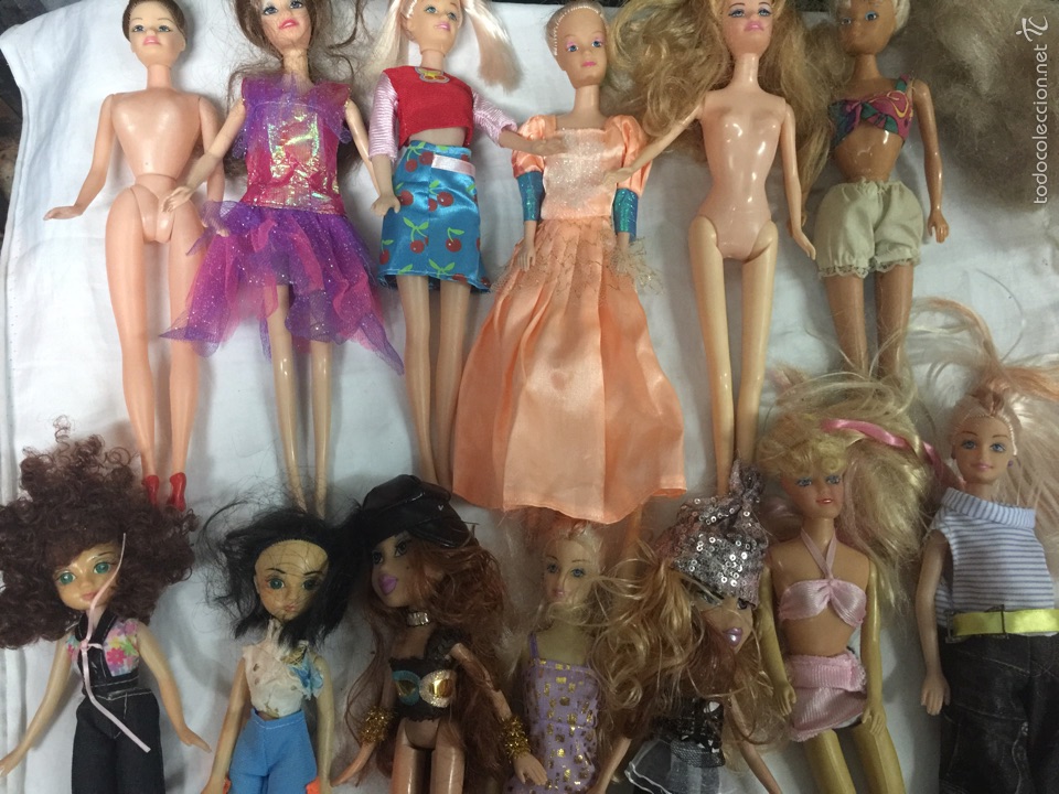 Mu&ntilde;ecas modernas: LOTE DE 17 MU&Ntilde;ECAS DISTINTAS MARCAS - Foto 2