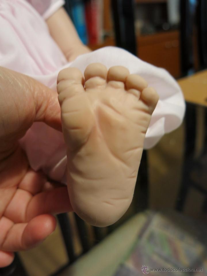 Mu&ntilde;ecas modernas: detalle del pie, con todos sus detalles - Foto 11