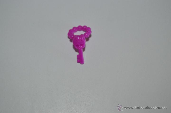 Mu&ntilde;ecas modernas: accesorio de mu&ntilde;eca monster high - Foto 1