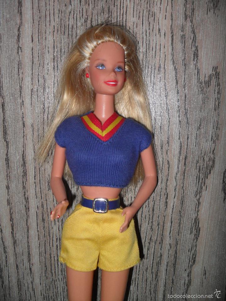 Mu&ntilde;ecas modernas: MU&Ntilde;ECA Barbie Profesora mattel - Foto 2