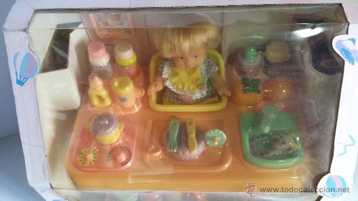 Mu&ntilde;ecas modernas: SET MU&Ntilde;ECA CON TRONA Y ACCESORIOS - Foto 5