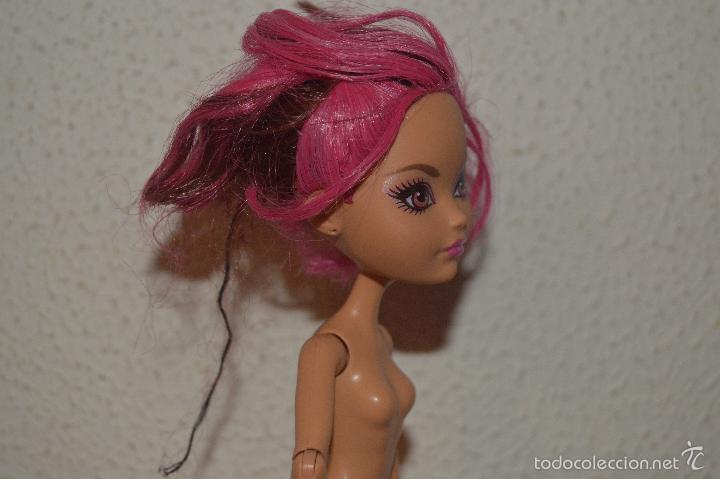 Mu&ntilde;ecas modernas: preciosa mu&ntilde;eca ever after high cbm - Foto 4