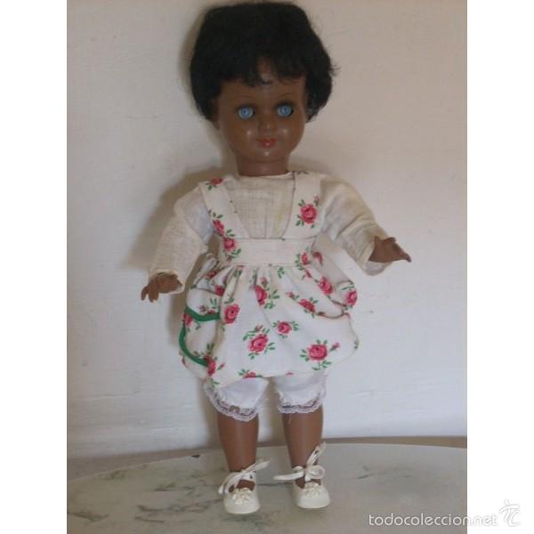 Mu&ntilde;ecas modernas: Mu&ntilde;eca negra, marcada S y un E invertida - Foto 1