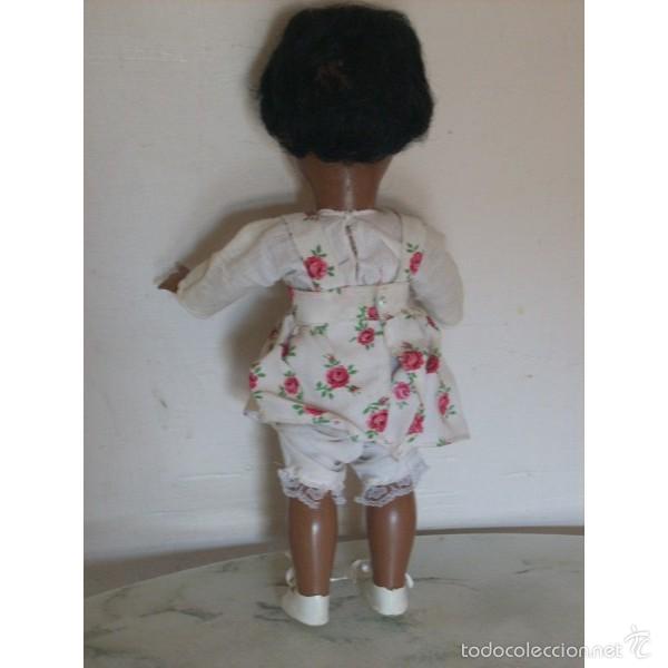 Mu&ntilde;ecas modernas: Mu&ntilde;eca negra, marcada S y un E invertida - Foto 2