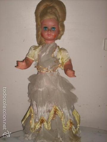 Mu&ntilde;ecas modernas: Mu&ntilde;eca tipo Athena - Foto 1