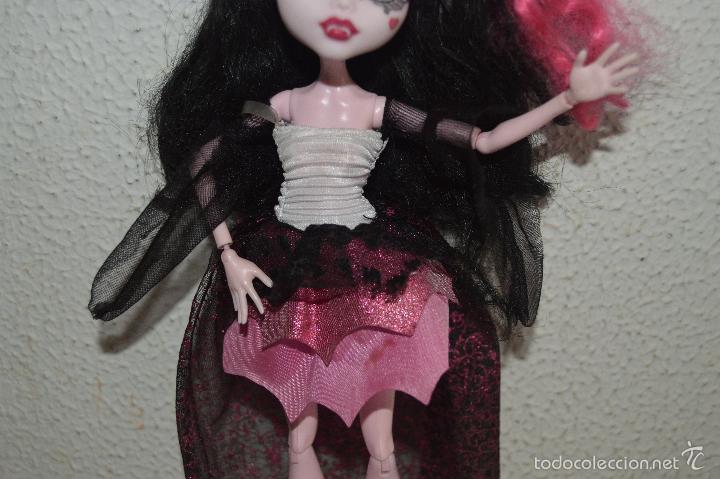 Mu&ntilde;ecas modernas: preciosa mu&ntilde;eca monster high draculaura - Foto 2